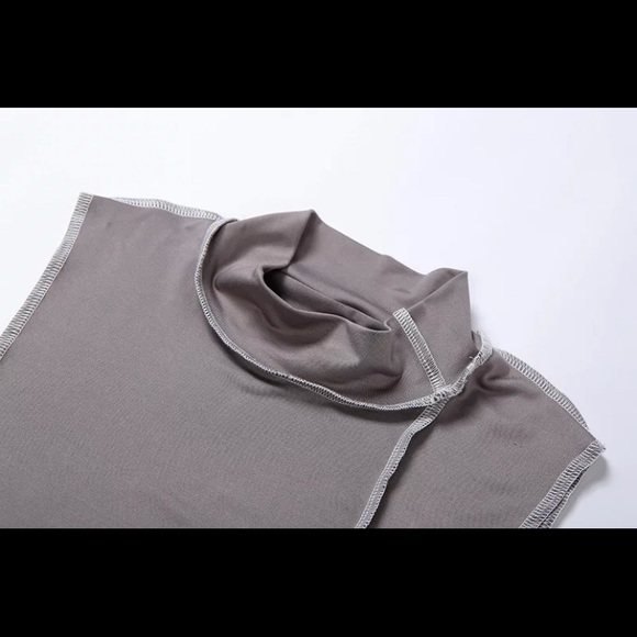 2 Piece Asymmetrical Crop Top & Bottom Set - Picture 7 of 7